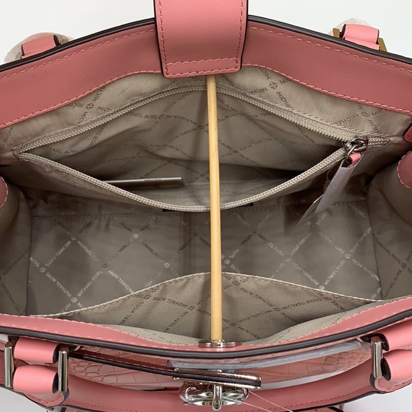 Michael Kors Hamilton Medium
Satchel Crossbody Croc Embossed
Primrose Pink - Picture 8 of 16